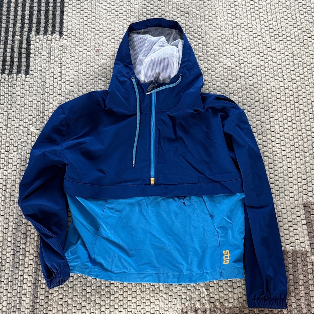 Stio windbreaker